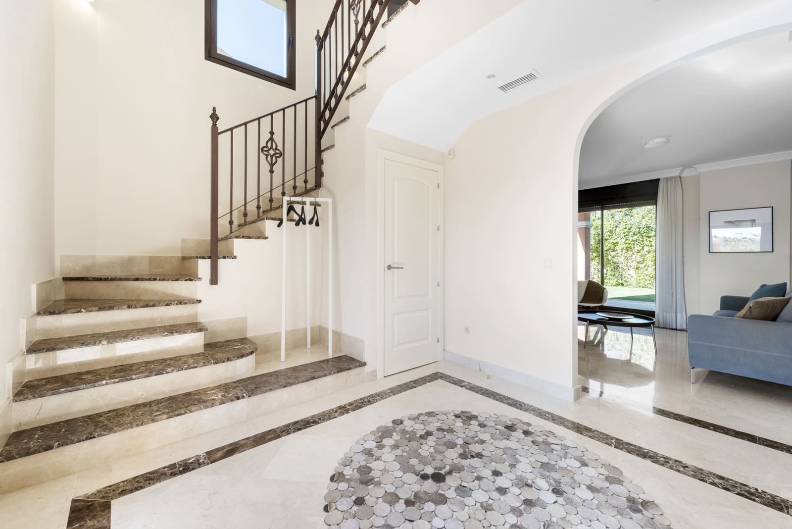 3 camera da letto Villetta Bifamiliare in vendita in Estepona con piscina garage - 756.413 € (Rif: 7108111)