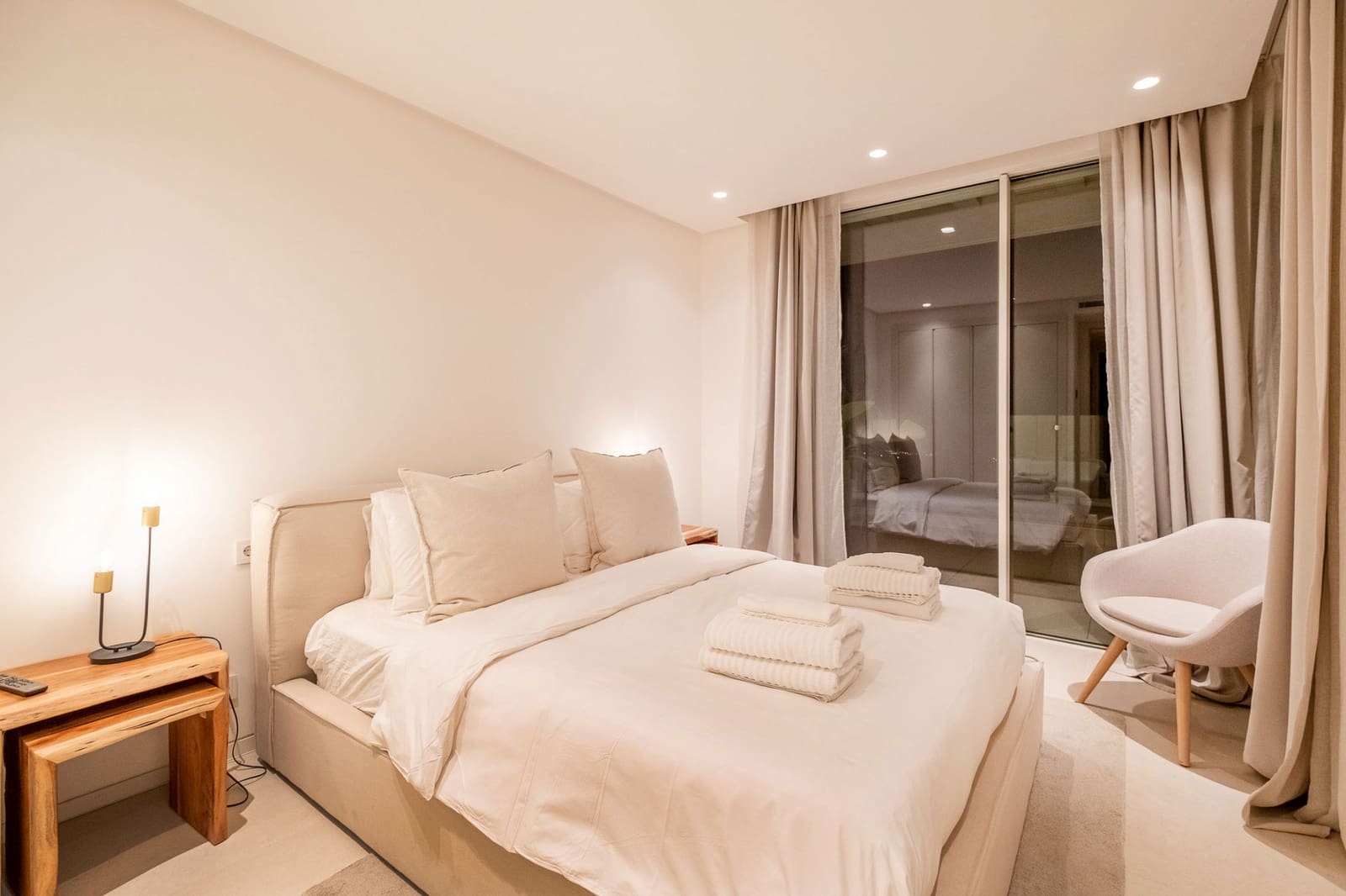 Ático de 3 habitaciones en Marbella en venta con piscina garaje - 1.950.000 € (Ref: 7213783)