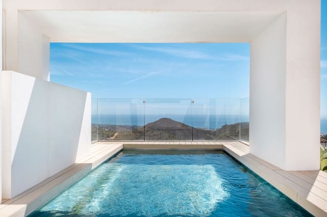 3 Zimmer Penthouse zu verkaufen in Marbella mit Pool Garage - 1.950.000 € (Ref: 7213783)