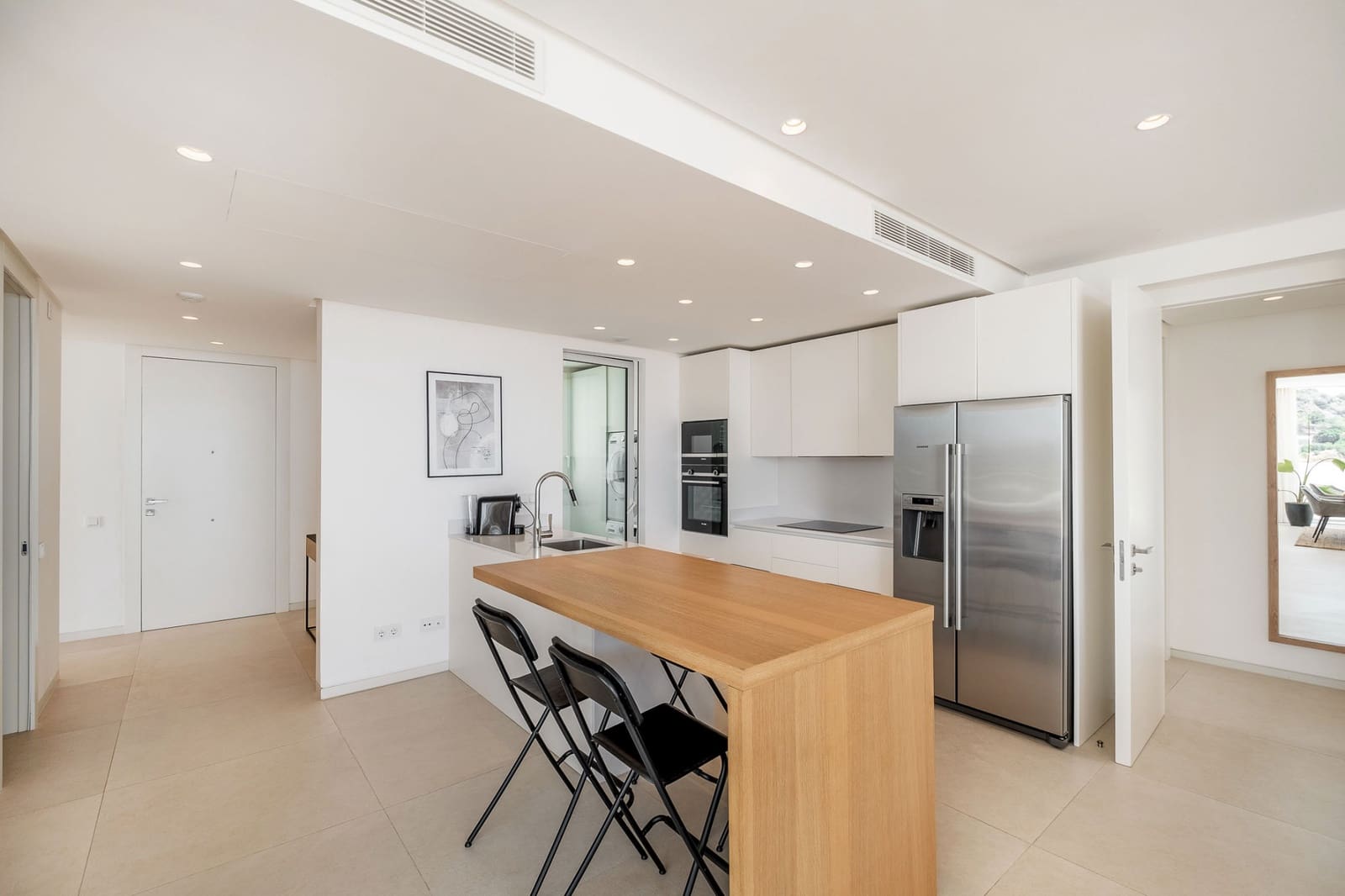 3 bedroom Penthouse for sale in Marbella with pool garage - € 1,950,000 (Ref: 7213783)