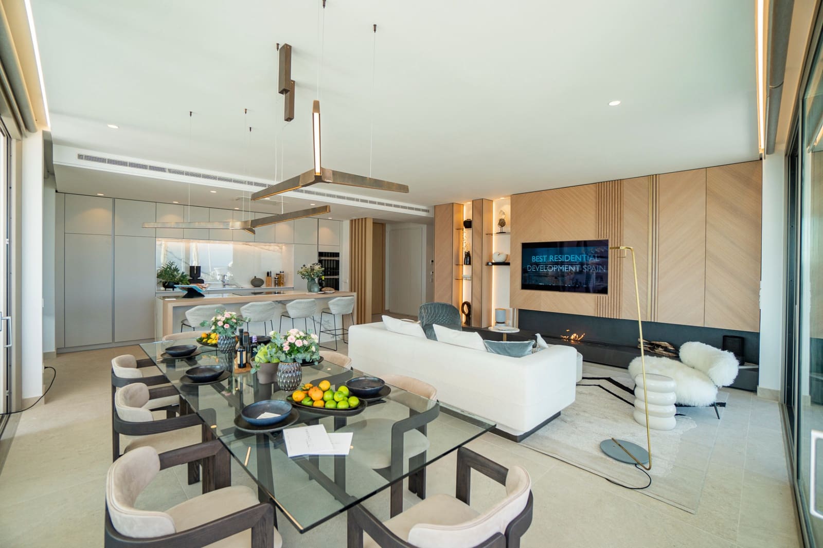 3 slaapkamer Appartement te koop in La Quinta met zwembad garage - € 1.199.000 (Ref: 7264293)