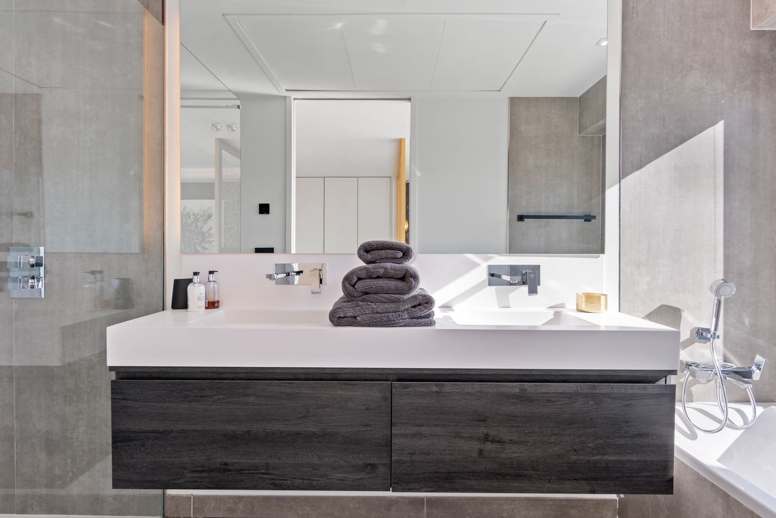 6 soveværelse Byhus til salg i Estepona med swimmingpool garage - € 3.300.000 (Ref: 7280190)