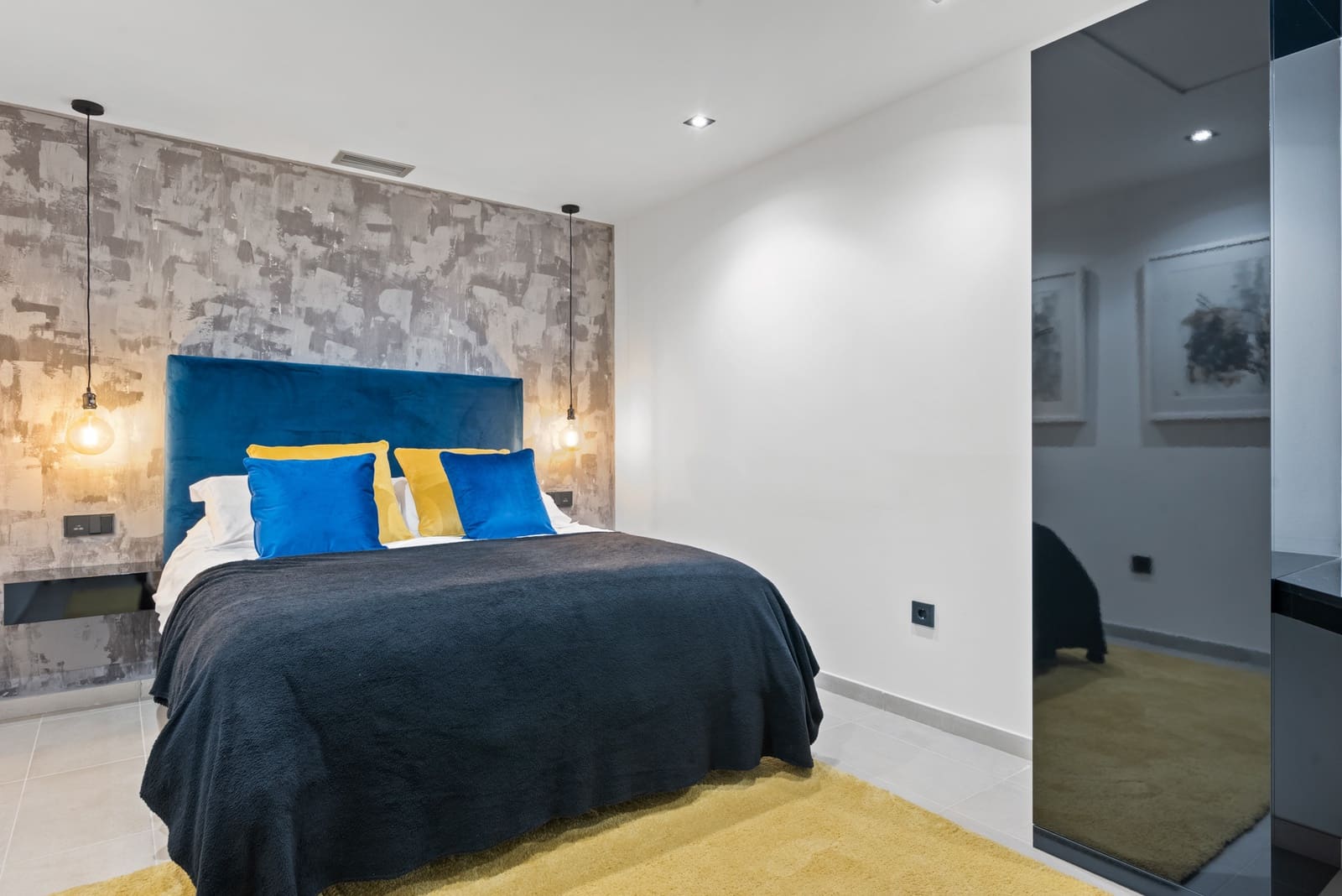 6 soveværelse Byhus til salg i Estepona med swimmingpool garage - € 3.300.000 (Ref: 7280190)