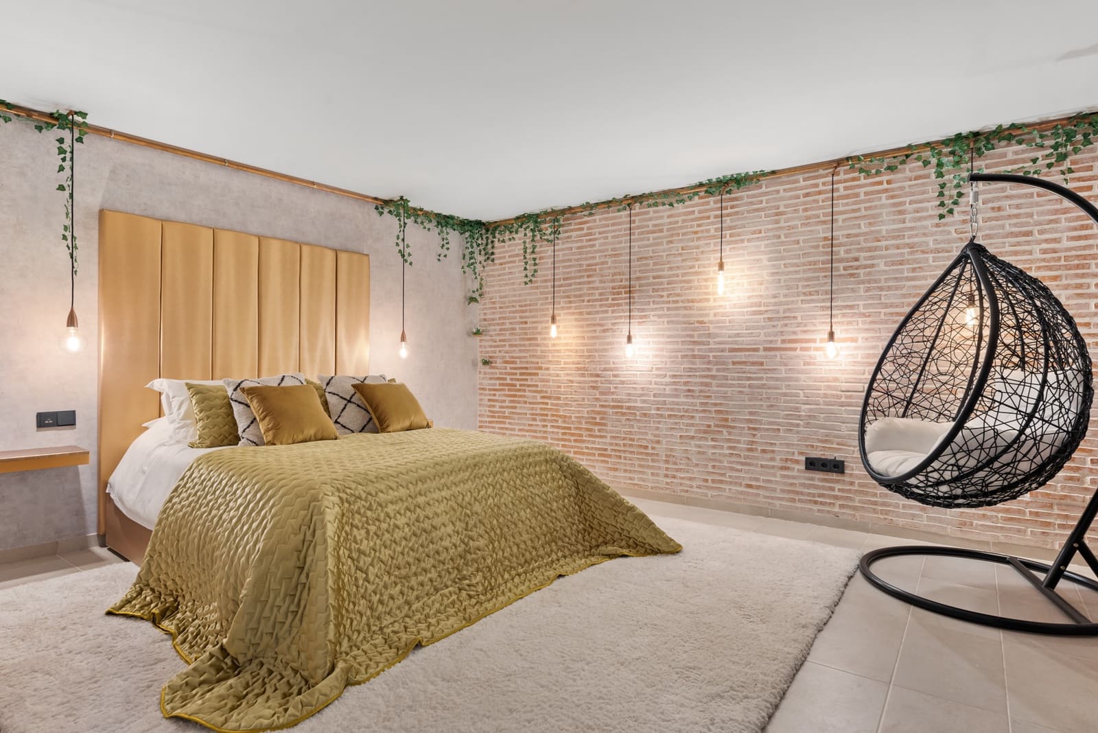 6 soveværelse Byhus til salg i Estepona med swimmingpool garage - € 3.300.000 (Ref: 7280190)