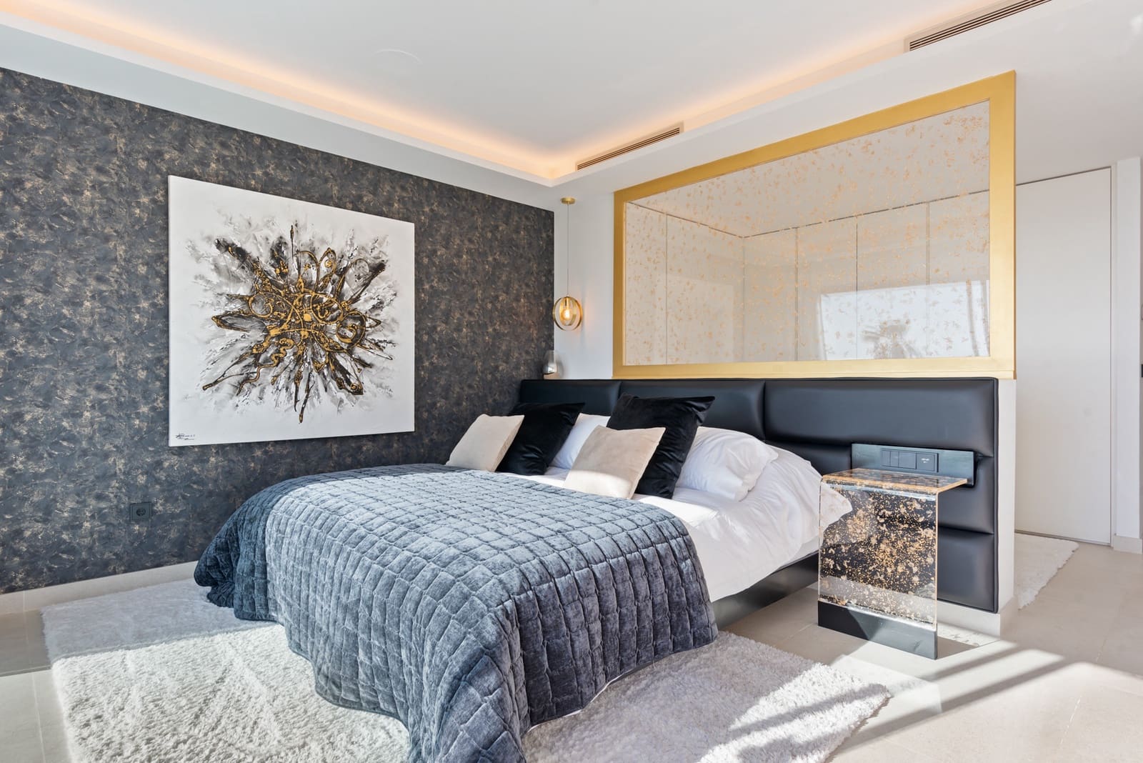 6 soveværelse Byhus til salg i Estepona med swimmingpool garage - € 3.300.000 (Ref: 7280190)