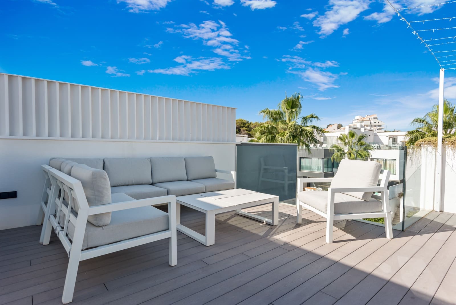 6 soveværelse Byhus til salg i Estepona med swimmingpool garage - € 3.300.000 (Ref: 7280190)