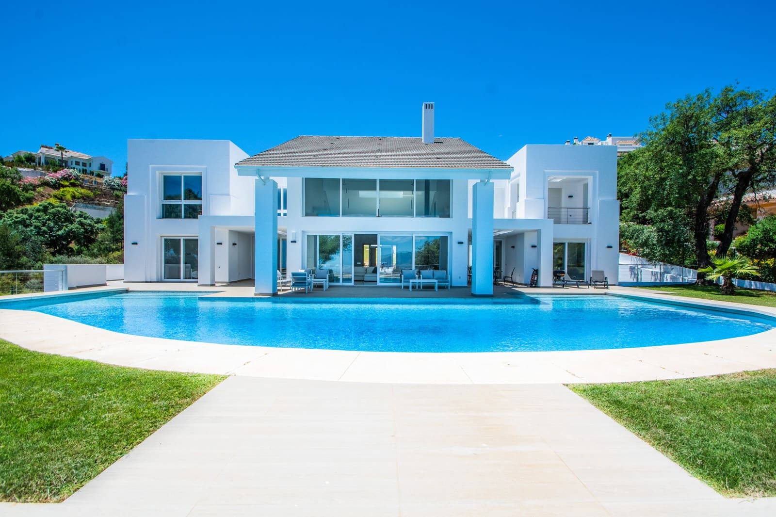 7 soverom Villa til salgs i Marbella med svømmebasseng garasje - € 2 950 000 (Ref: 7295129)