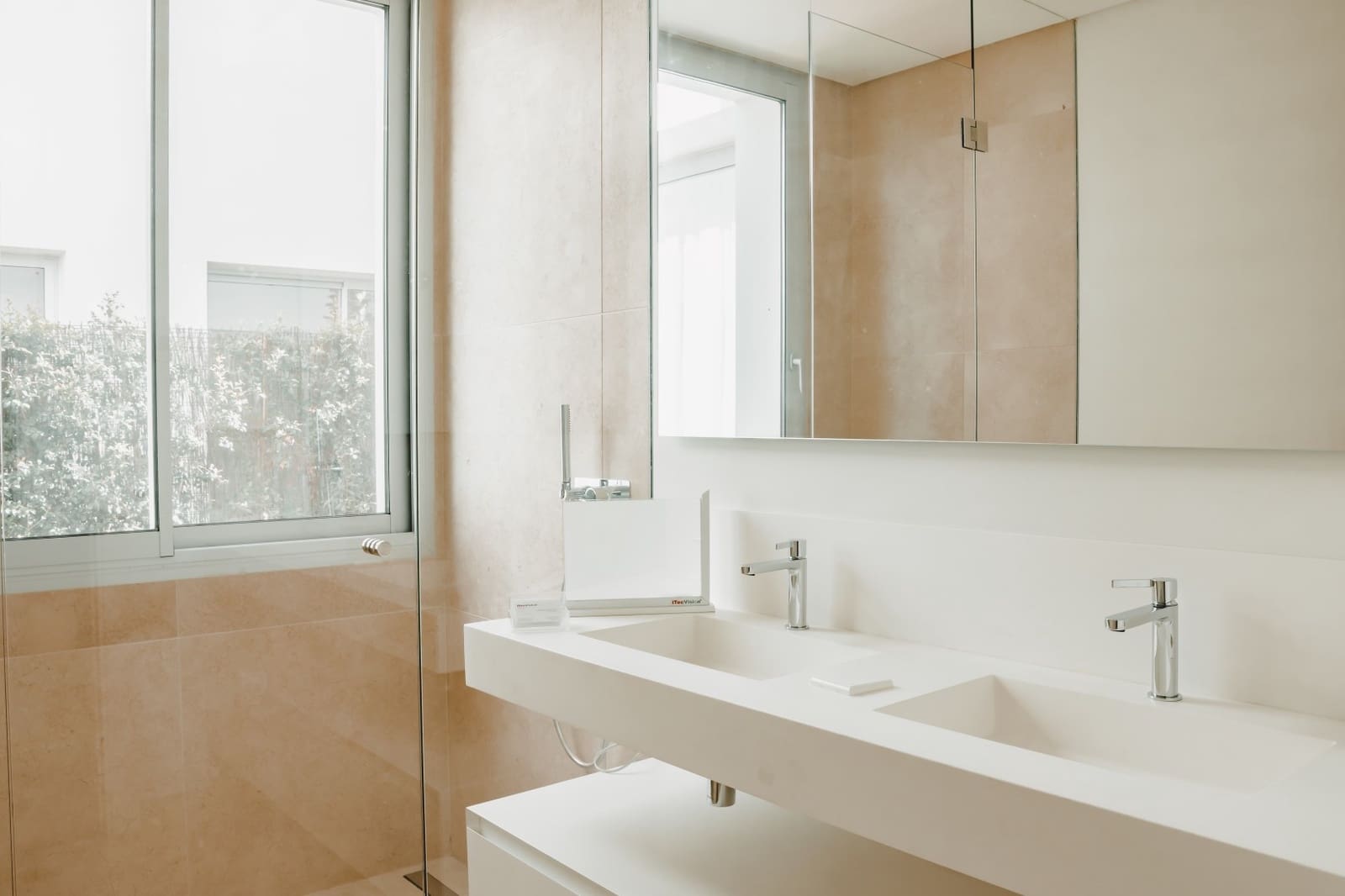 3 bedroom Apartment for sale in Benahavis with pool garage - € 755,000 (Ref: 7367491)