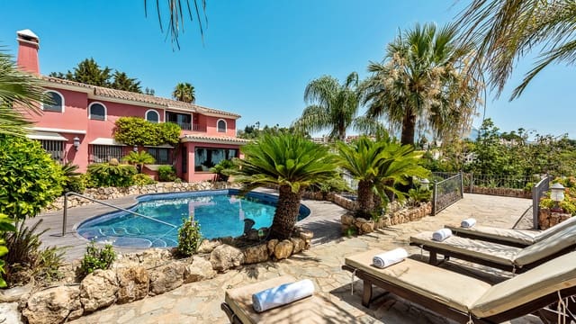 5 soveværelse Villa til salg i Nueva Andalucia, Marbella med swimmingpool garage - € 3.190.000 (Ref: 7367496)