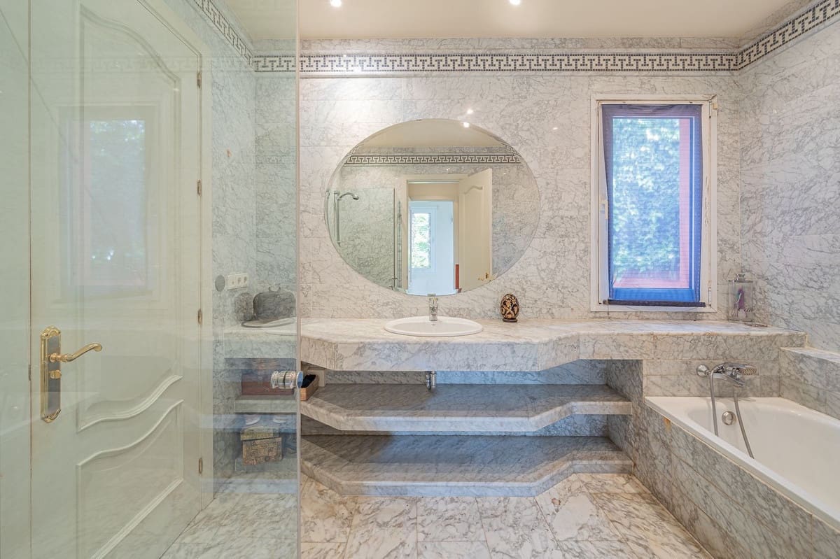 4 chambre Villa/Maison à vendre à Marbella avec piscine garage - 4 200 000 € (Ref: 7400447)