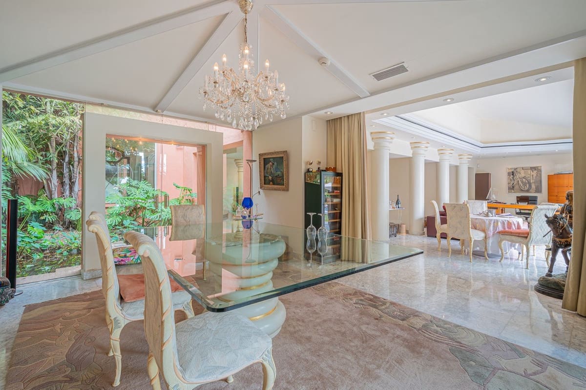 4 chambre Villa/Maison à vendre à Marbella avec piscine garage - 4 200 000 € (Ref: 7400447)
