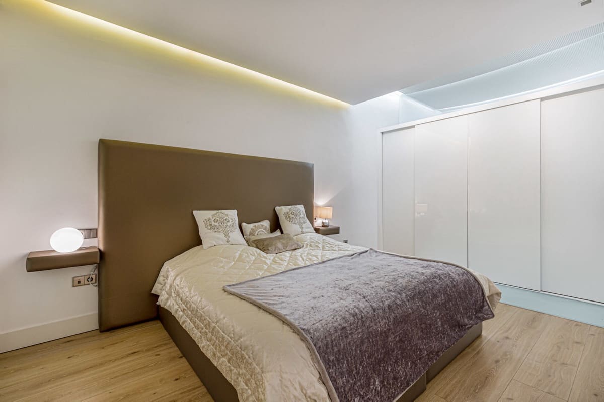 3 soveværelse Lejlighed til salg i Puerto Banus med swimmingpool garage - € 2.200.000 (Ref: 7438083)