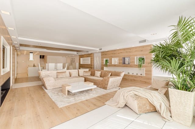 3 soveværelse Lejlighed til salg i Puerto Banus, Marbella med swimmingpool garage - € 2.200.000 (Ref: 7438083)