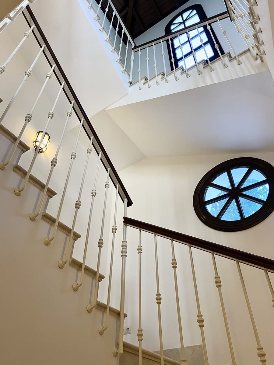 5 soverom Villa til salgs i Benahavis med svømmebasseng garasje - € 3 995 000 (Ref: 7486483)