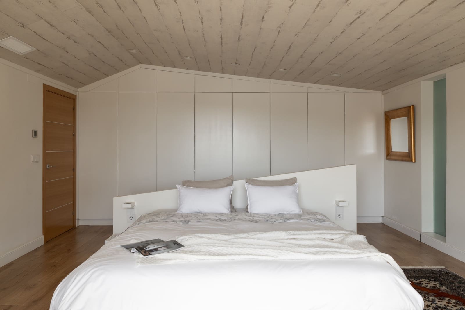 5 soveværelse Villa til salg i Nueva Andalucia med swimmingpool garage - € 2.490.000 (Ref: 7621661)