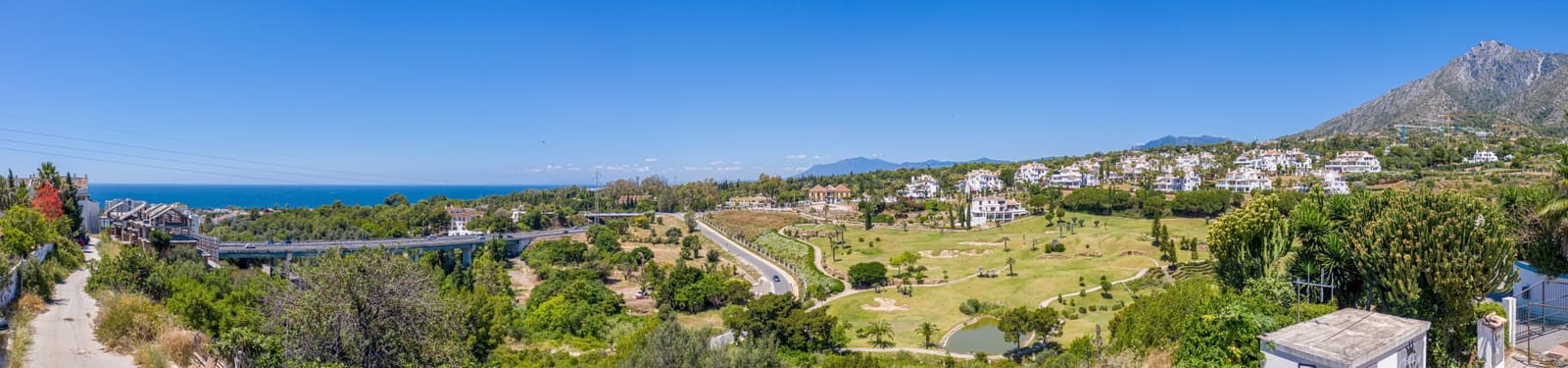 3 soverom Villa til salgs i Marbella med svømmebasseng garasje - € 1 950 000 (Ref: 7640628)