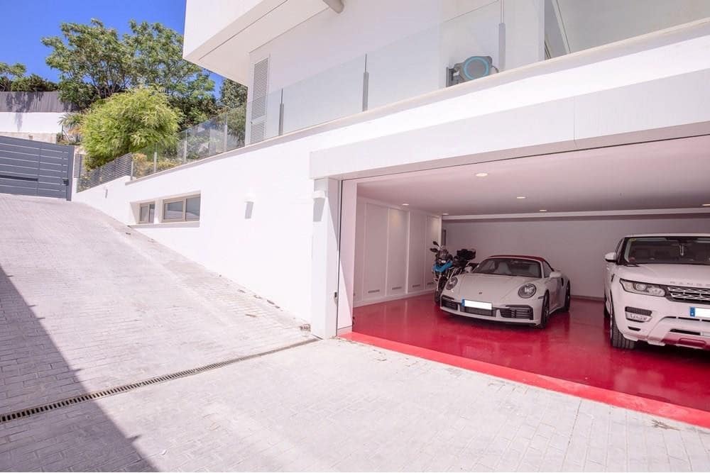 4 soveværelse Villa til salg i Guadalmina med swimmingpool garage - € 2.950.000 (Ref: 7739444)