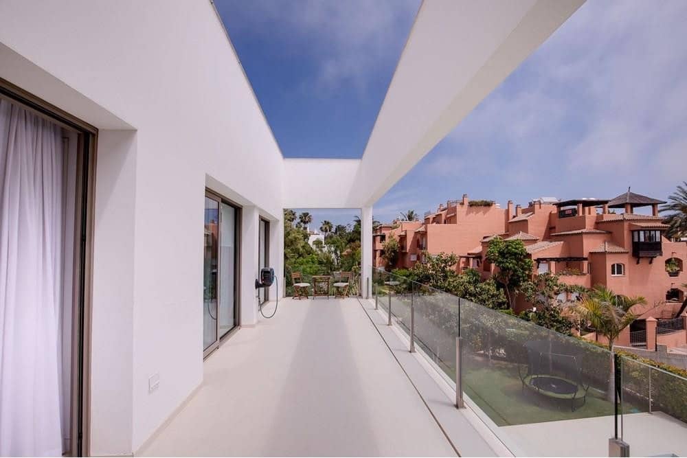 4 soveværelse Villa til salg i Guadalmina med swimmingpool garage - € 2.950.000 (Ref: 7739444)