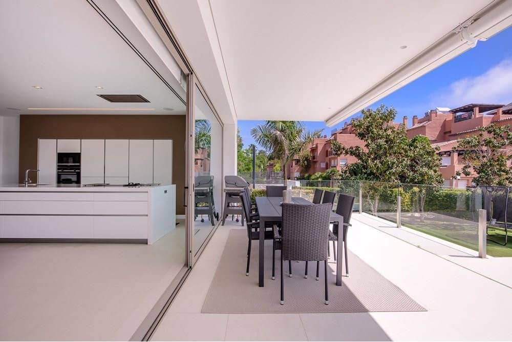 4 soveværelse Villa til salg i Guadalmina med swimmingpool garage - € 2.950.000 (Ref: 7739444)