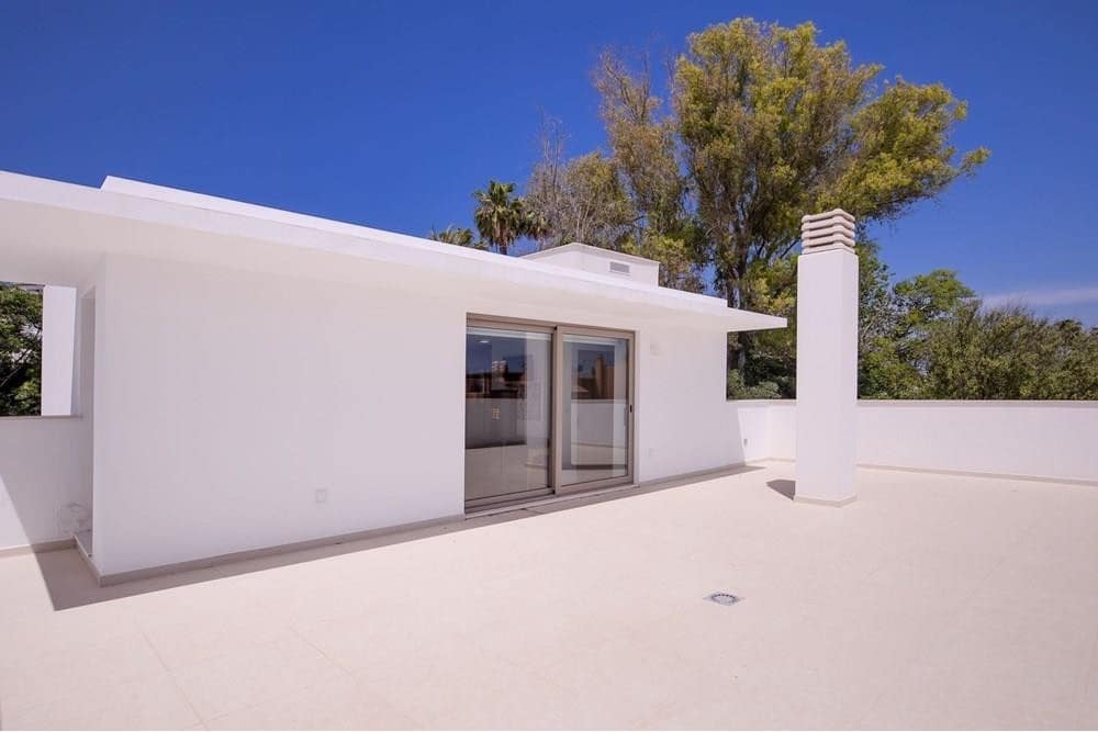4 soveværelse Villa til salg i Guadalmina med swimmingpool garage - € 2.950.000 (Ref: 7739444)