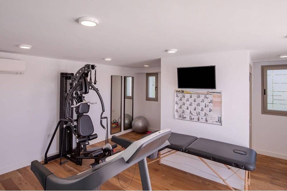 4 soveværelse Villa til salg i Guadalmina med swimmingpool garage - € 2.950.000 (Ref: 7739444)