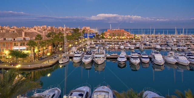 Terrain à Bâtir à vendre à Torreguadiaro - San Diego, San Roque - 3 600 000 € (Ref: 7747967)