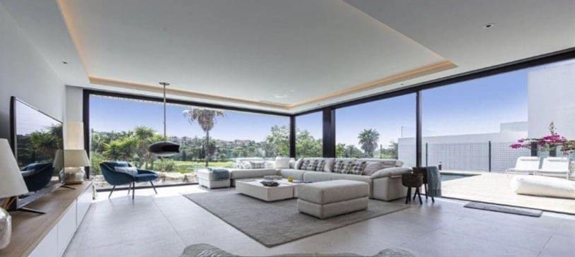 4 soverom Hus til salgs i Estepona med svømmebasseng garasje - € 1 350 000 (Ref: 8209103)