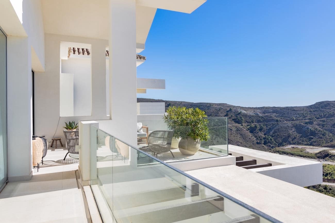 4 soveværelse Penthouse til salg i Benahavis med swimmingpool garage - € 1.250.000 (Ref: 8256023)