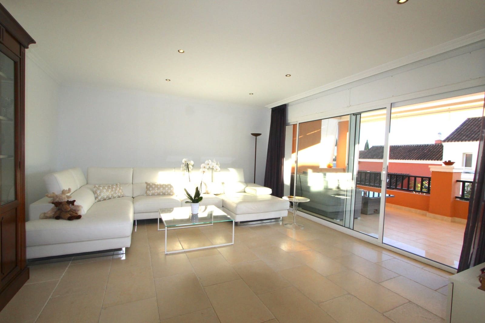 4 soveværelse Byhus til salg i Nueva Andalucia med swimmingpool garage - € 950.000 (Ref: 8738406)