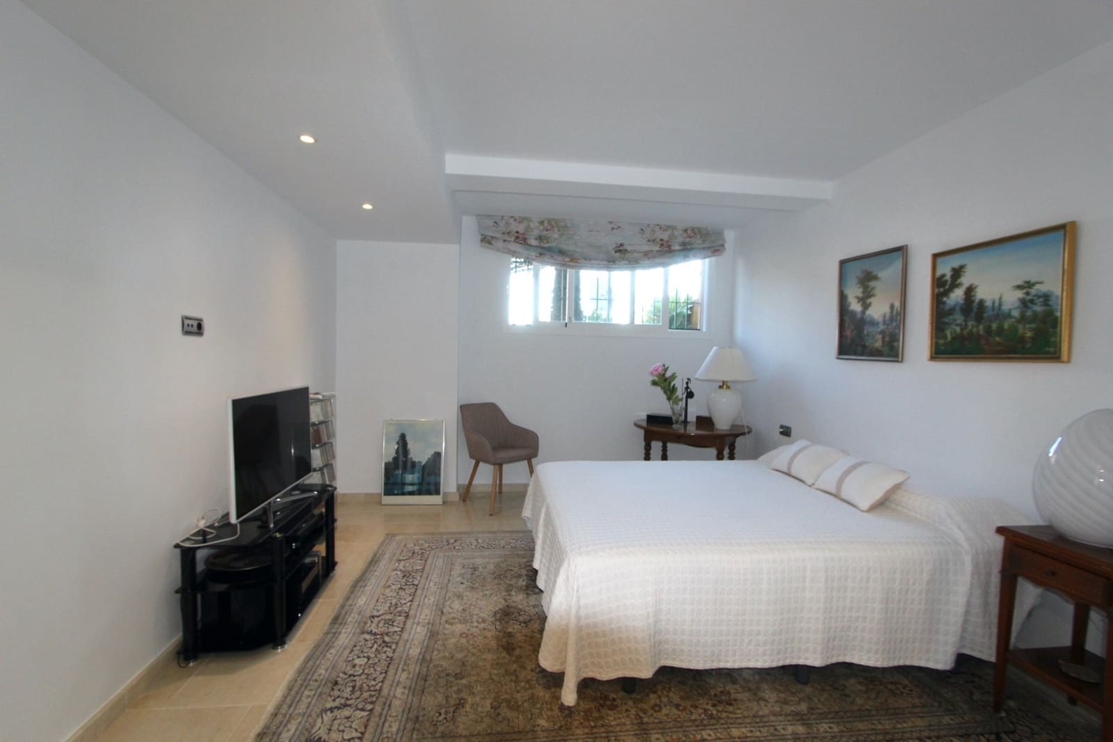 4 soveværelse Byhus til salg i Nueva Andalucia med swimmingpool garage - € 950.000 (Ref: 8738406)