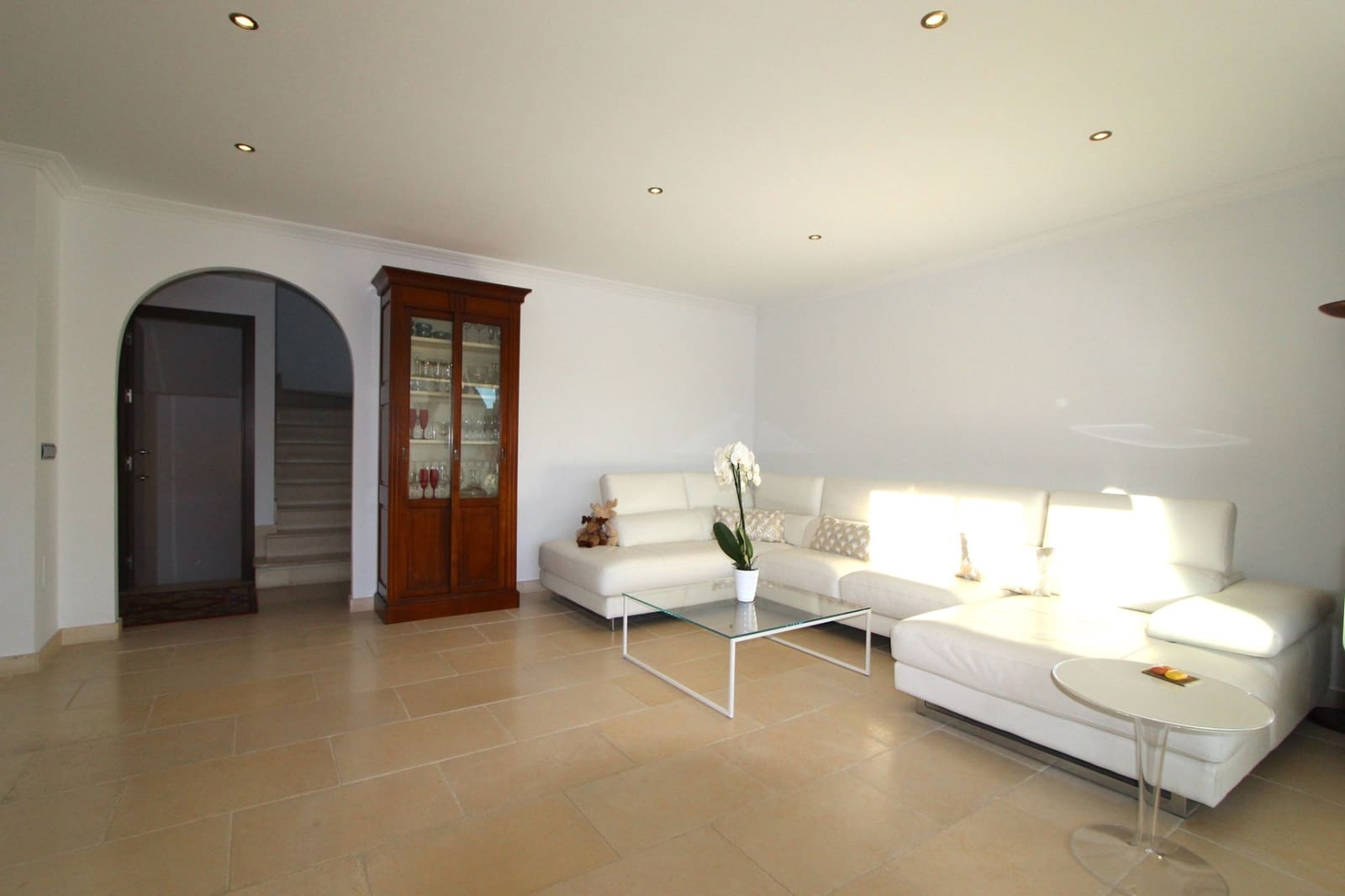 Casa de 4 habitaciones en Nueva Andalucia en venta con piscina garaje - 950.000 € (Ref: 8738406)