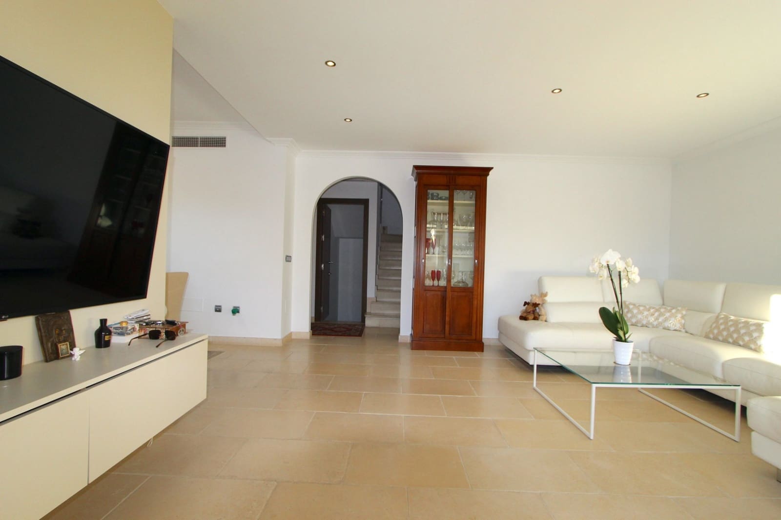 Casa de 4 habitaciones en Nueva Andalucia en venta con piscina garaje - 950.000 € (Ref: 8738406)