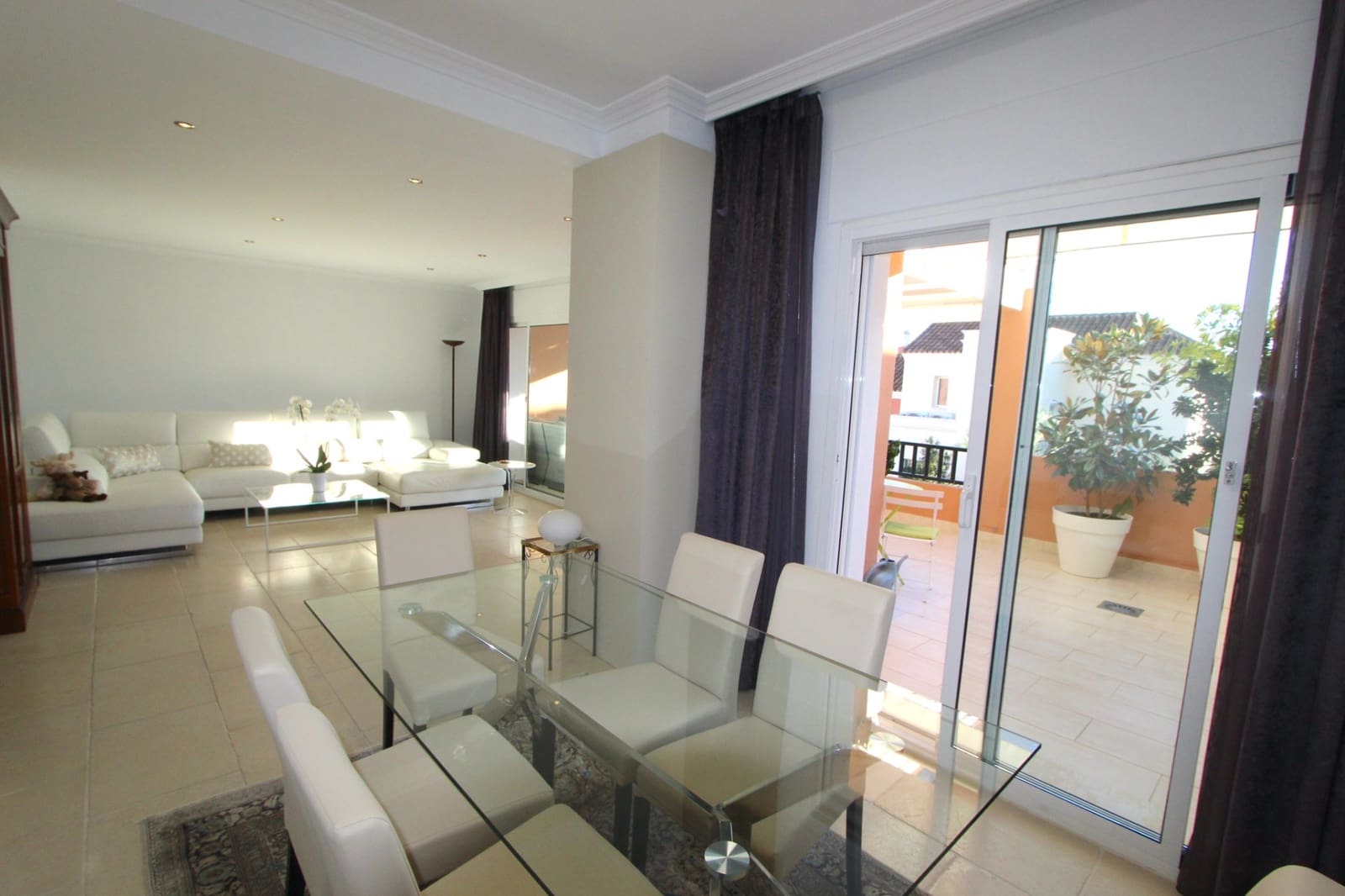 Casa de 4 habitaciones en Nueva Andalucia en venta con piscina garaje - 950.000 € (Ref: 8738406)