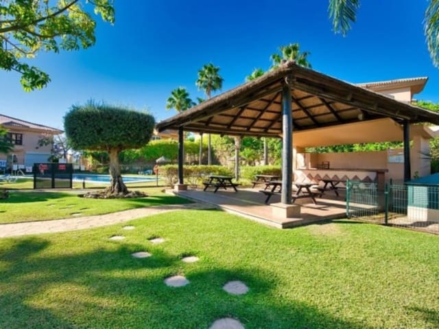 3 makuuhuone Paritalo myytävänä paikassa Riviera del Sol, Mijas mukana uima-altaan 
autotalli - 685 000 € (Ref: 8738412)