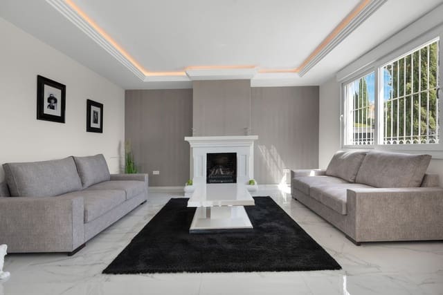 4 soverom Villa til salgs i Benahavís med svømmebasseng garasje - € 1 850 000 (Ref: 8738413)