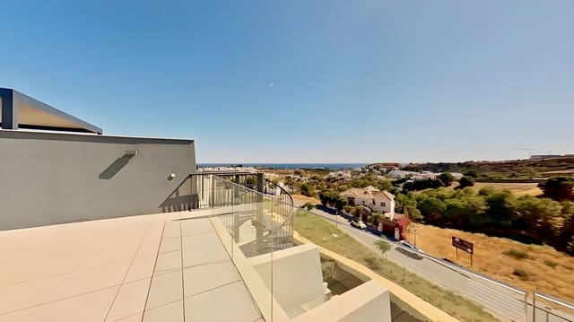 3 soveværelse Penthouse til salg i Estepona med swimmingpool garage - € 629.000 (Ref: 8738417)