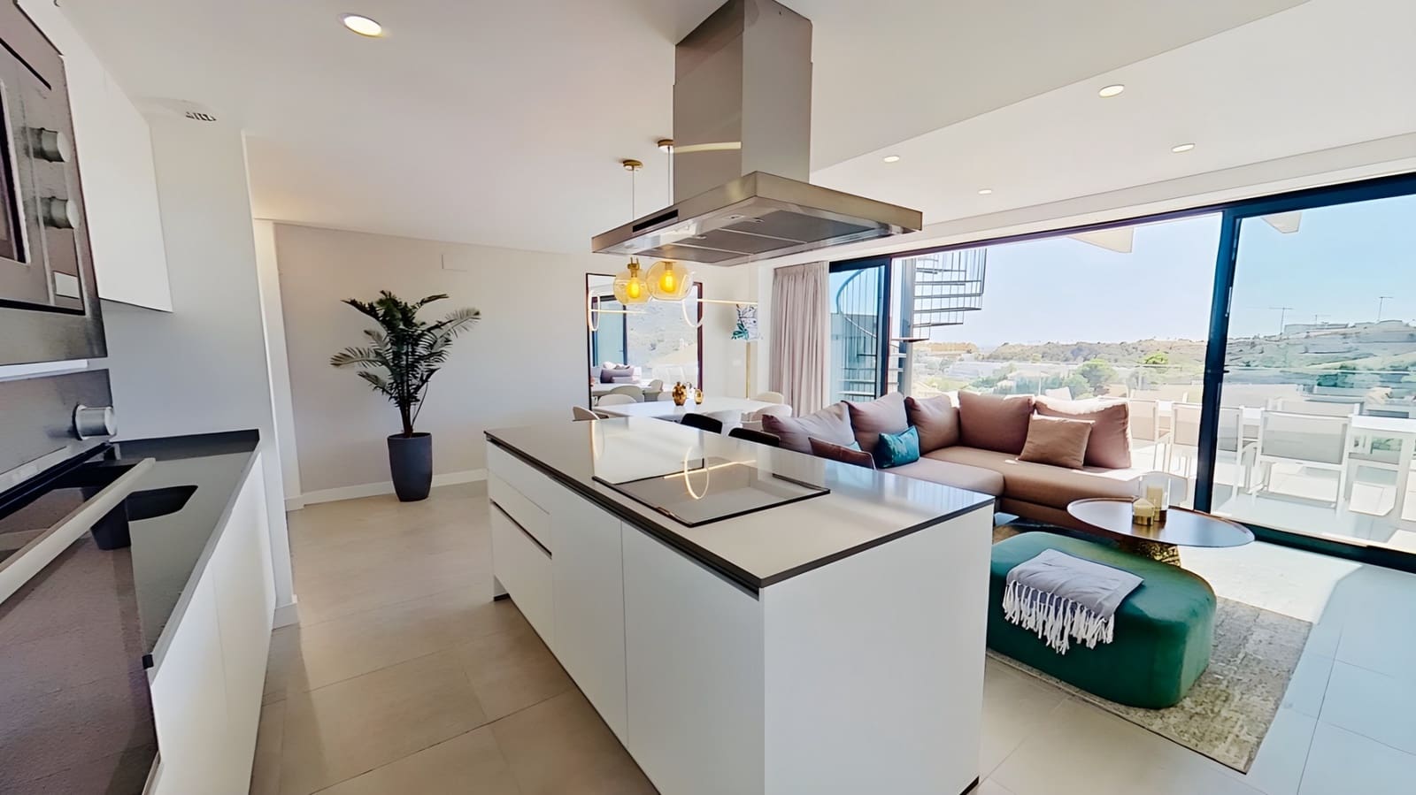 3 chambre Penthouse à vendre à Estepona avec piscine garage - 629 000 € (Ref: 8738417)