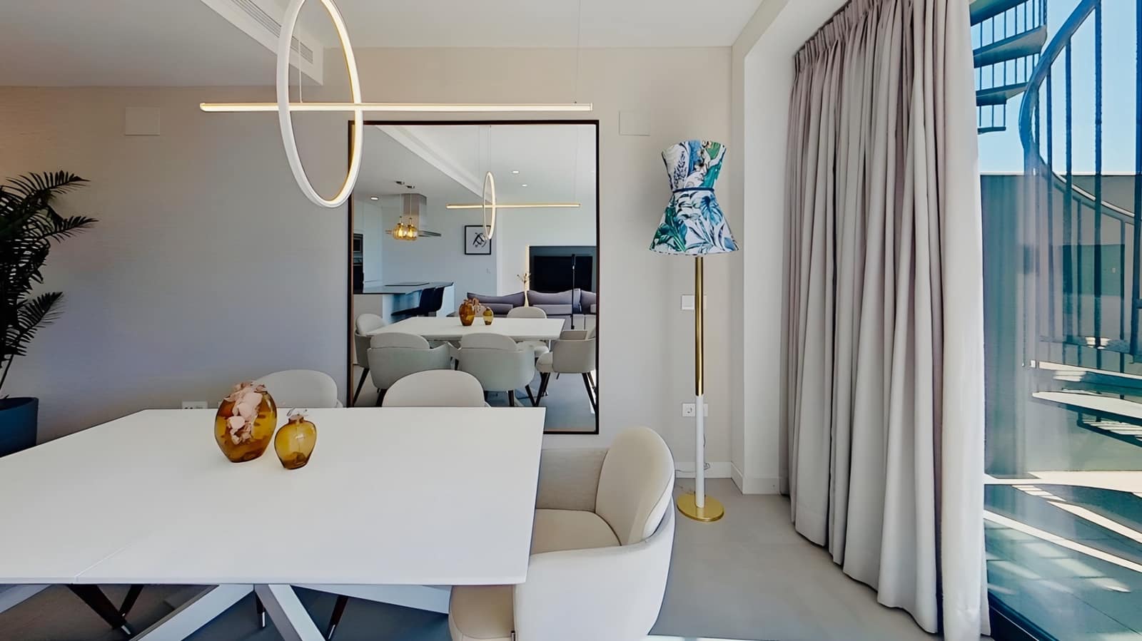 3 chambre Penthouse à vendre à Estepona avec piscine garage - 629 000 € (Ref: 8738417)