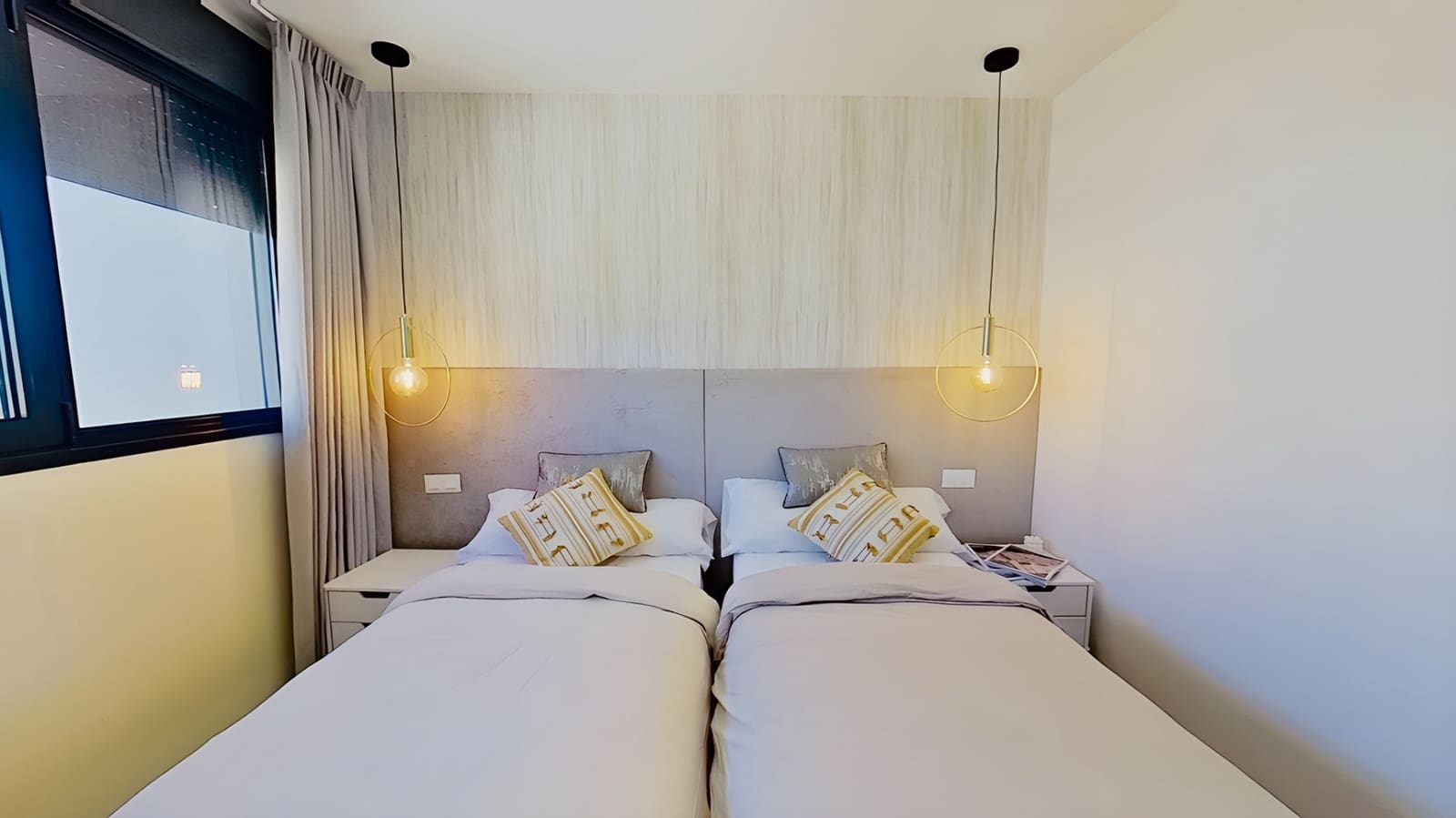 3 chambre Penthouse à vendre à Estepona avec piscine garage - 629 000 € (Ref: 8738417)