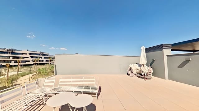 3 soveværelse Penthouse til salg i Estepona med swimmingpool garage - € 629.000 (Ref: 8738417)