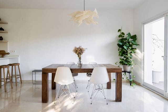 4 chambre Maison de Ville à vendre à La Quinta, Benahavís avec garage - 875 000 € (Ref: 8738421)