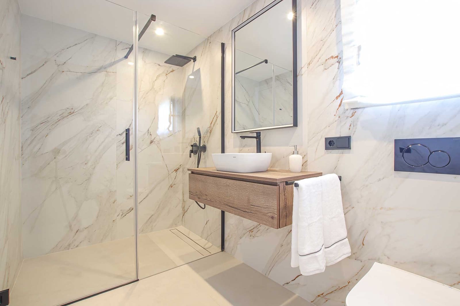 4 soverom Villa til salgs i Estepona med svømmebasseng garasje - € 2 495 000 (Ref: 8738422)