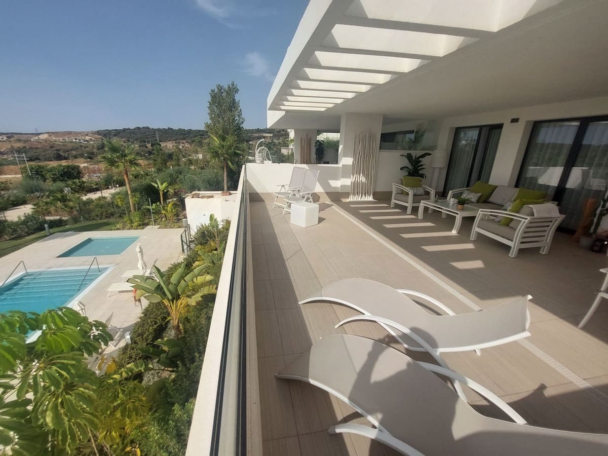 2 soveværelse Lejlighed til salg i Estepona med swimmingpool garage - € 449.000 (Ref: 8738430)