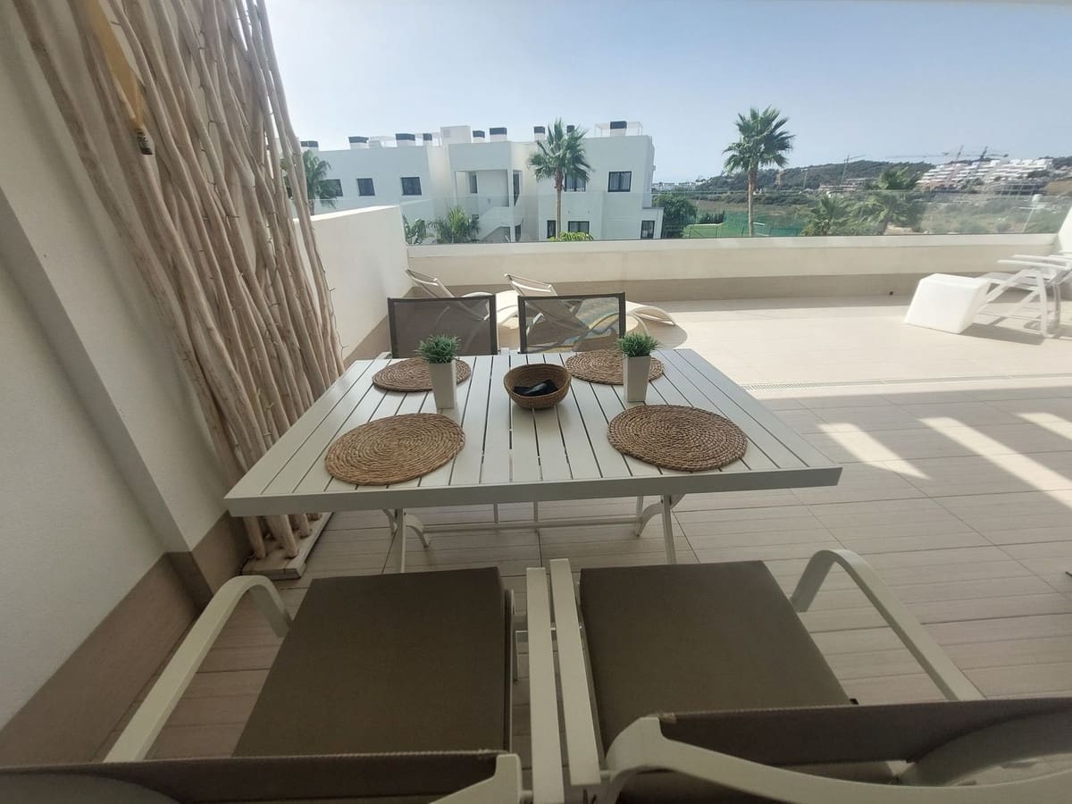 2 soveværelse Lejlighed til salg i Estepona med swimmingpool garage - € 449.000 (Ref: 8738430)