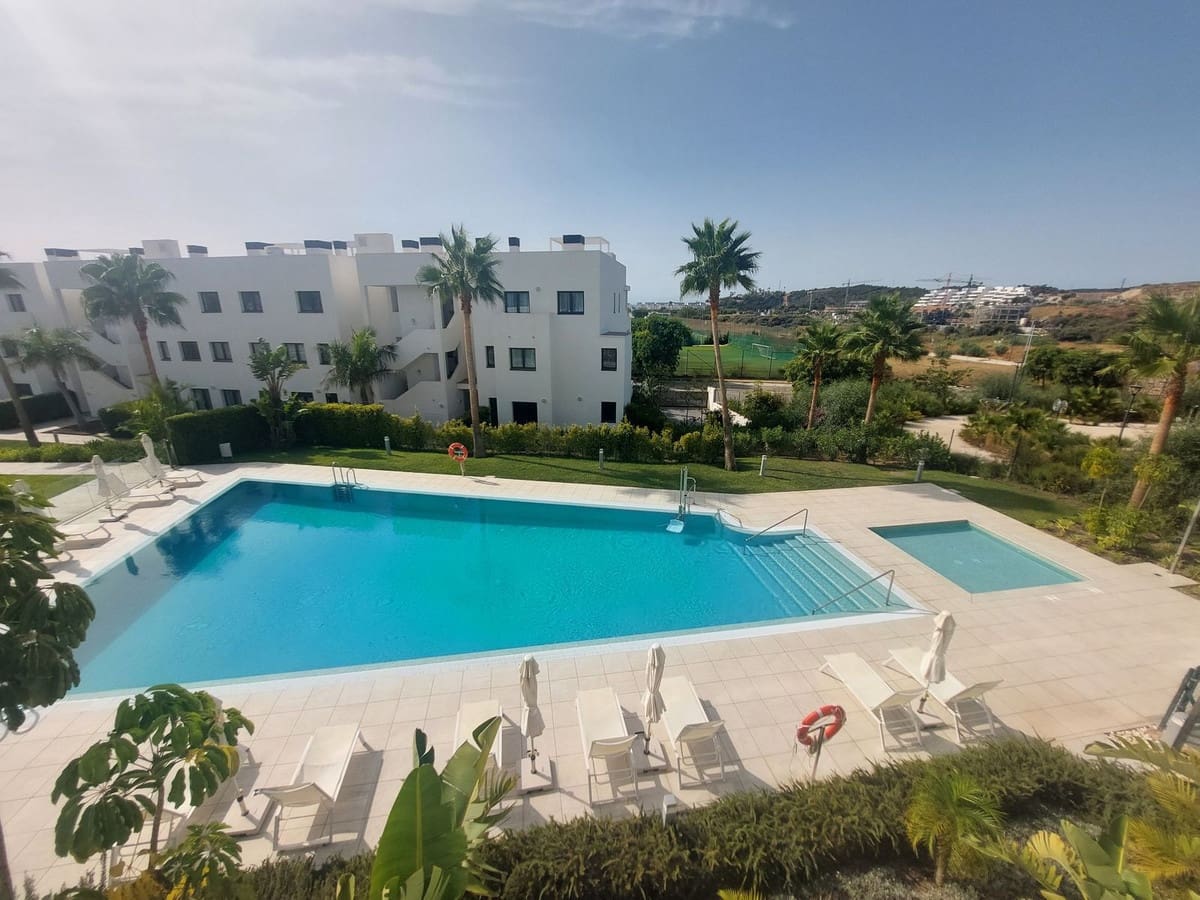 2 soveværelse Lejlighed til salg i Estepona med swimmingpool garage - € 449.000 (Ref: 8738430)