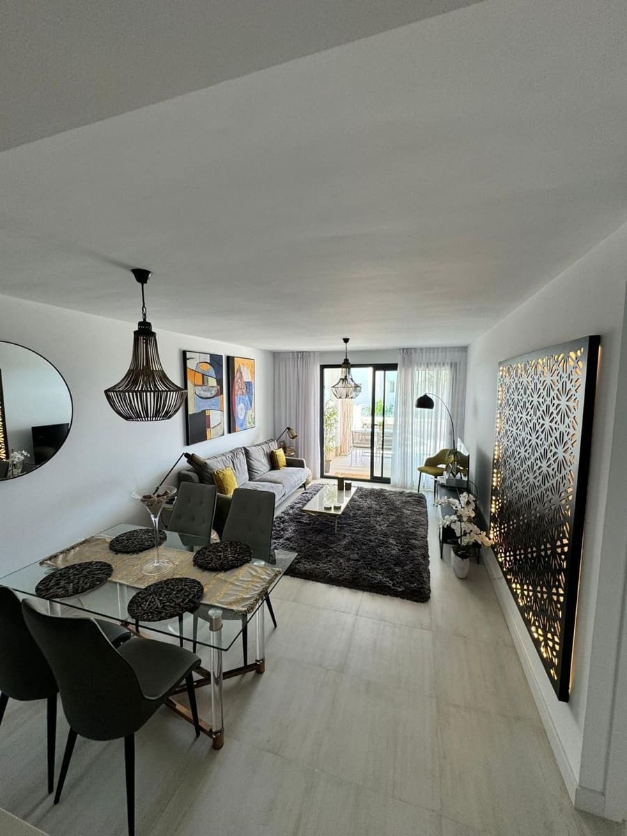 2 soveværelse Lejlighed til salg i Estepona med swimmingpool garage - € 449.000 (Ref: 8738430)