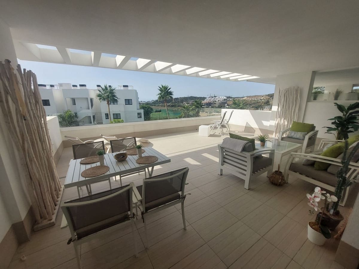 2 soveværelse Lejlighed til salg i Estepona med swimmingpool garage - € 449.000 (Ref: 8738430)