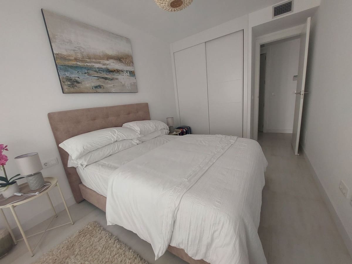 2 soveværelse Lejlighed til salg i Estepona med swimmingpool garage - € 449.000 (Ref: 8738430)