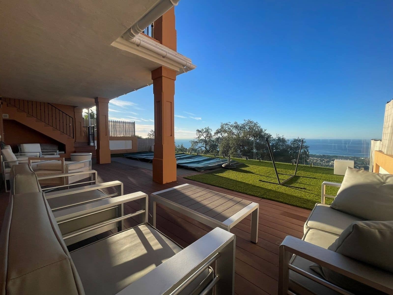 3 bedroom Townhouse for sale in Marbella with pool garage - € 995,000 (Ref: 8763807)