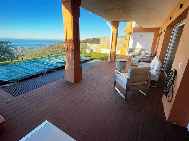 3 chambre Maison de Ville à vendre à Marbella avec piscine garage - 995 000 € (Ref: 8763807)